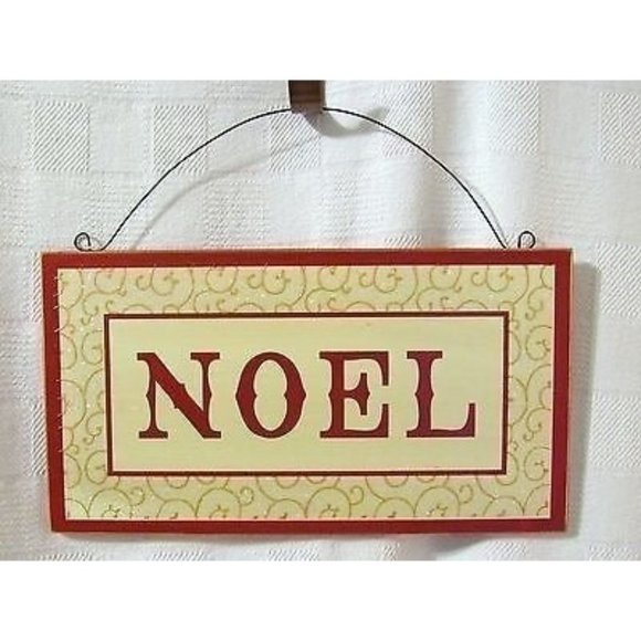 Noel & Peace on Earth Star Hanging Signs - Picture 4 of 8